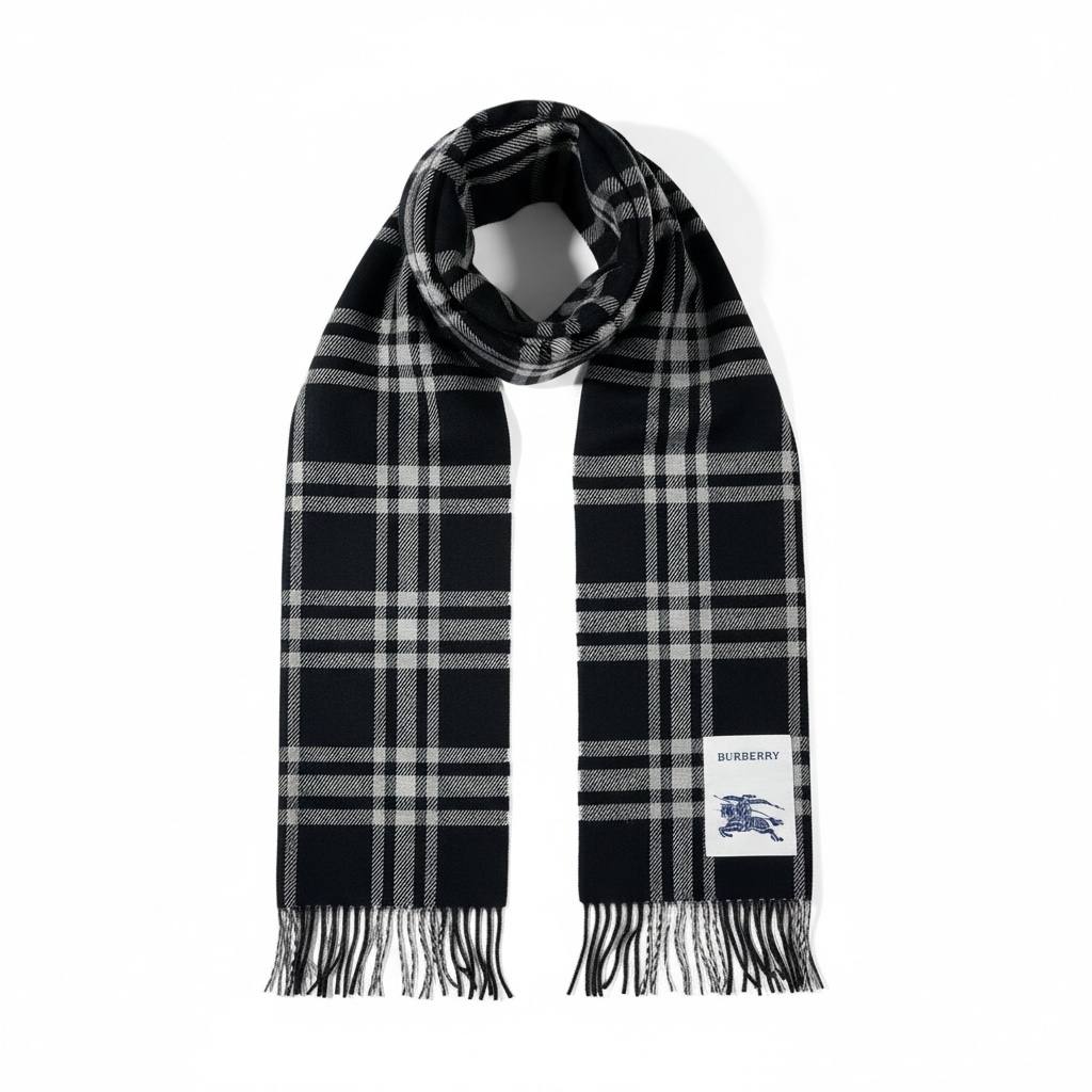 🖤 Burberry Classic Check Wool Scarf – Black/White