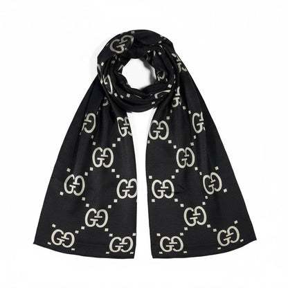 🖤✨ Gucci Double-Face GG Monogram Scarf – Black & Beige Elegance ✨🤍