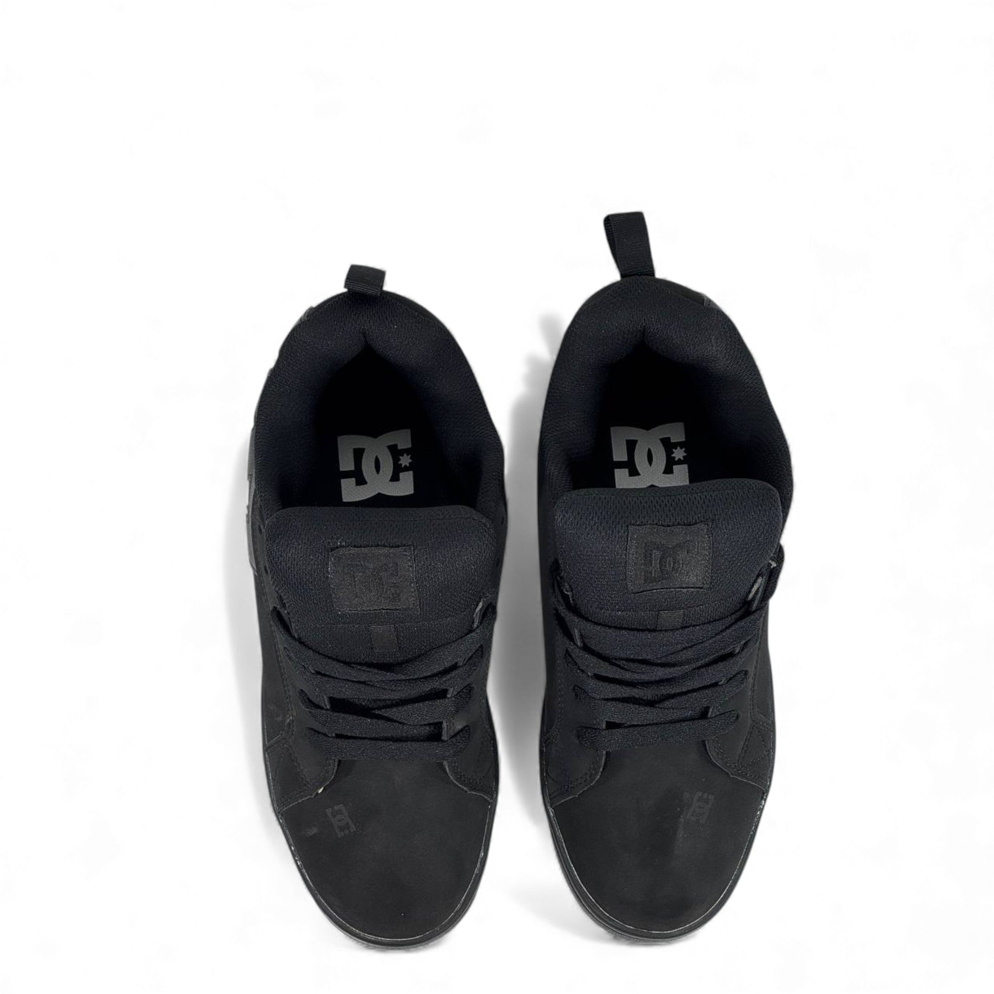 🖤 DC Shoes Pure Blackout Sneakers – All-Black Edition