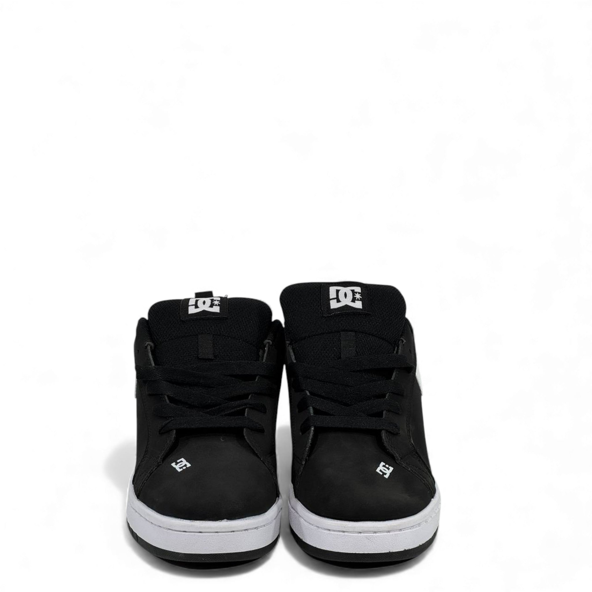 DC Shoes Classic Skate Low Sneakers 🖤⚡ Iconic Street & Skate Style