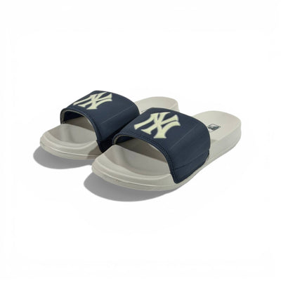 ⚾ New York Yankees Classic Slides – Navy & Cream Edition 💙🤍