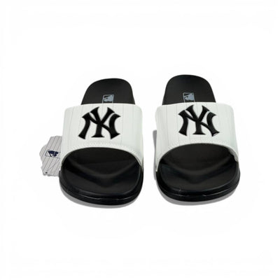 ⚾ New York Yankees Mono Slides – White & Black Edition 🤍🖤