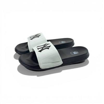 ⚾ New York Yankees Mono Slides – White & Black Edition 🤍🖤