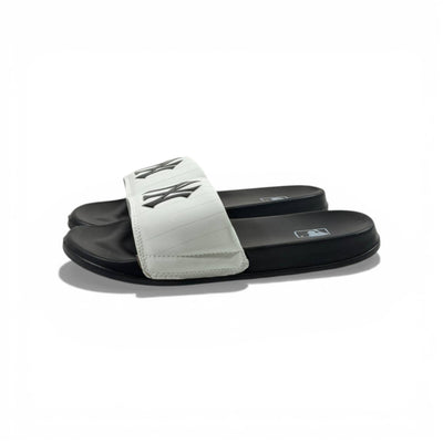 ⚾ New York Yankees Mono Slides – White & Black Edition 🤍🖤