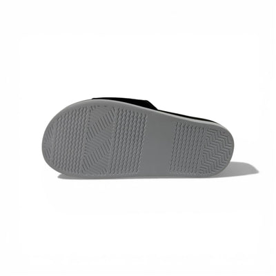 🖤 EA7 Emporio Armani Slides – Black Stealth Edition ⚡