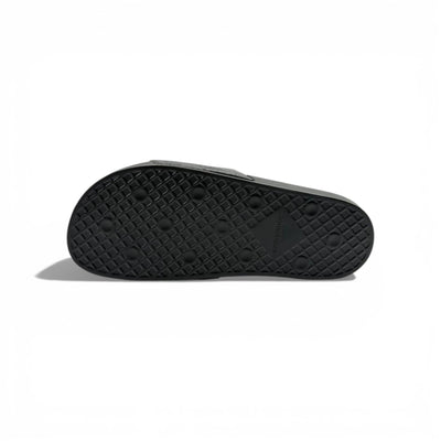 🖤 Louis Vuitton Embossed Slides – Black Luxe Edition ✨