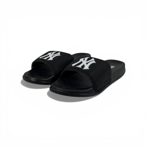 ⚾ New York Yankees Black Slides – Classic Logo Edition 🖤🤍