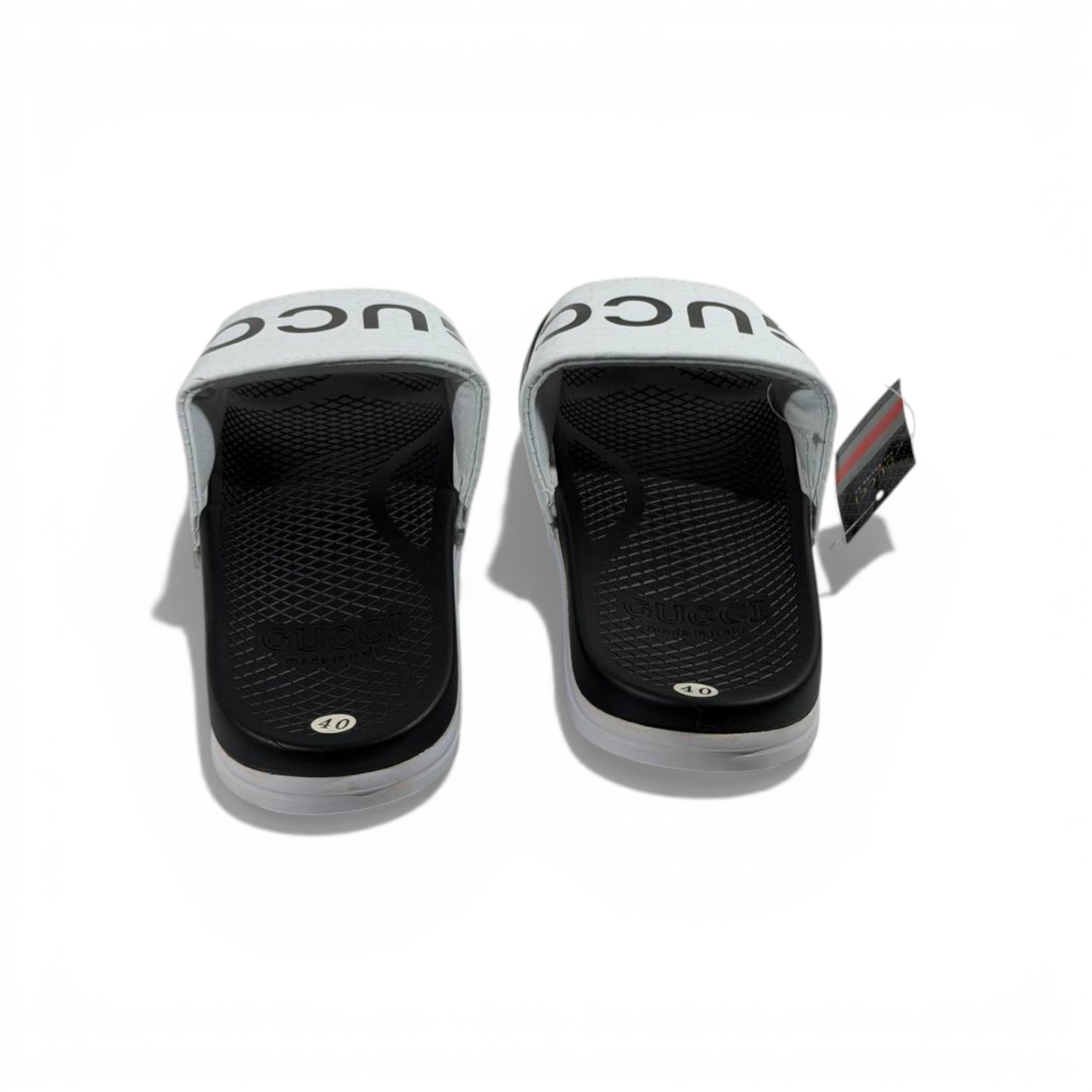 🤍 Gucci Slides – White Signature Edition 👑✨