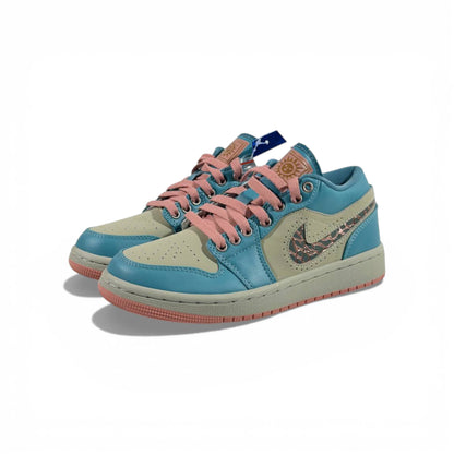 Nike Dunk Low Blue & Pink Sneakers 👟💙🌸 Trendy Streetwear Shoes – Women Casual Fashion Trainers ✨🔥