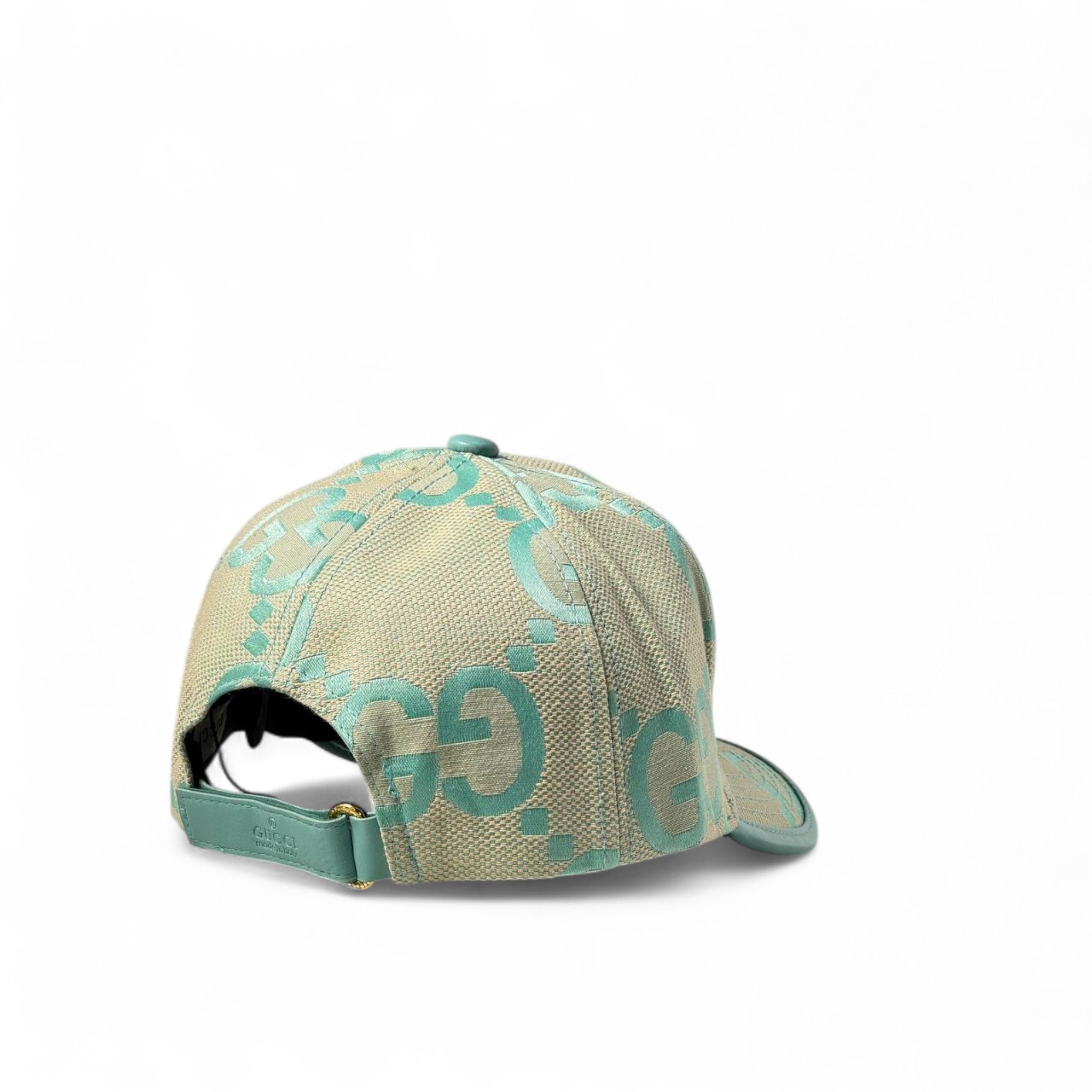 GUCCI GG Supreme Baseball Cap – Green Edition 🧢💚