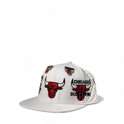 Chicago Bulls Collector Cap – White Edition 🐂🏀 | Iconic Fan Must-Have