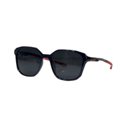 🕶️ Oakley Prizm Lifestyle Sunglasses – Navy & Red Edition