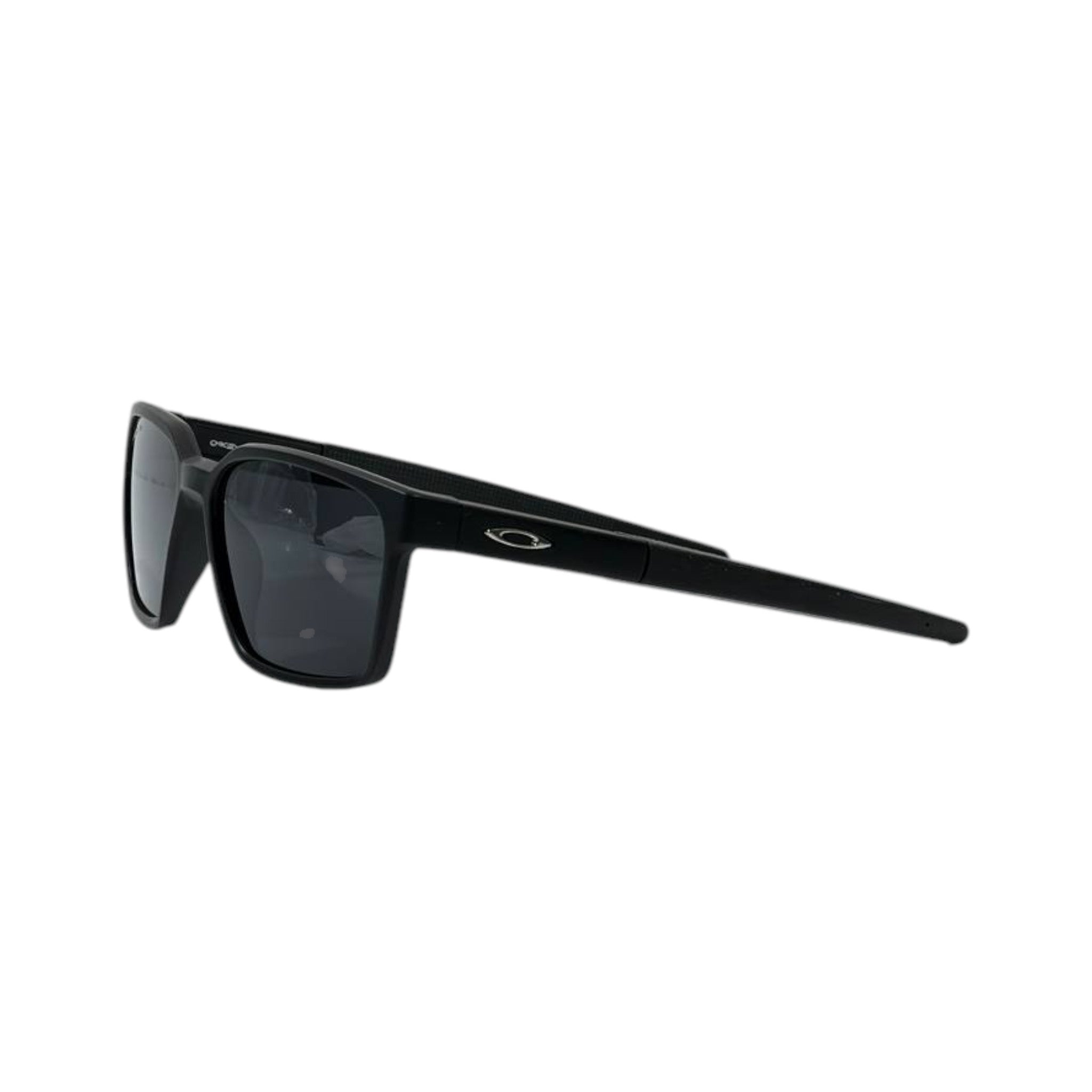 🕶️ Oakley Holbrook XL Matte Black Sunglasses – Stealth Edition