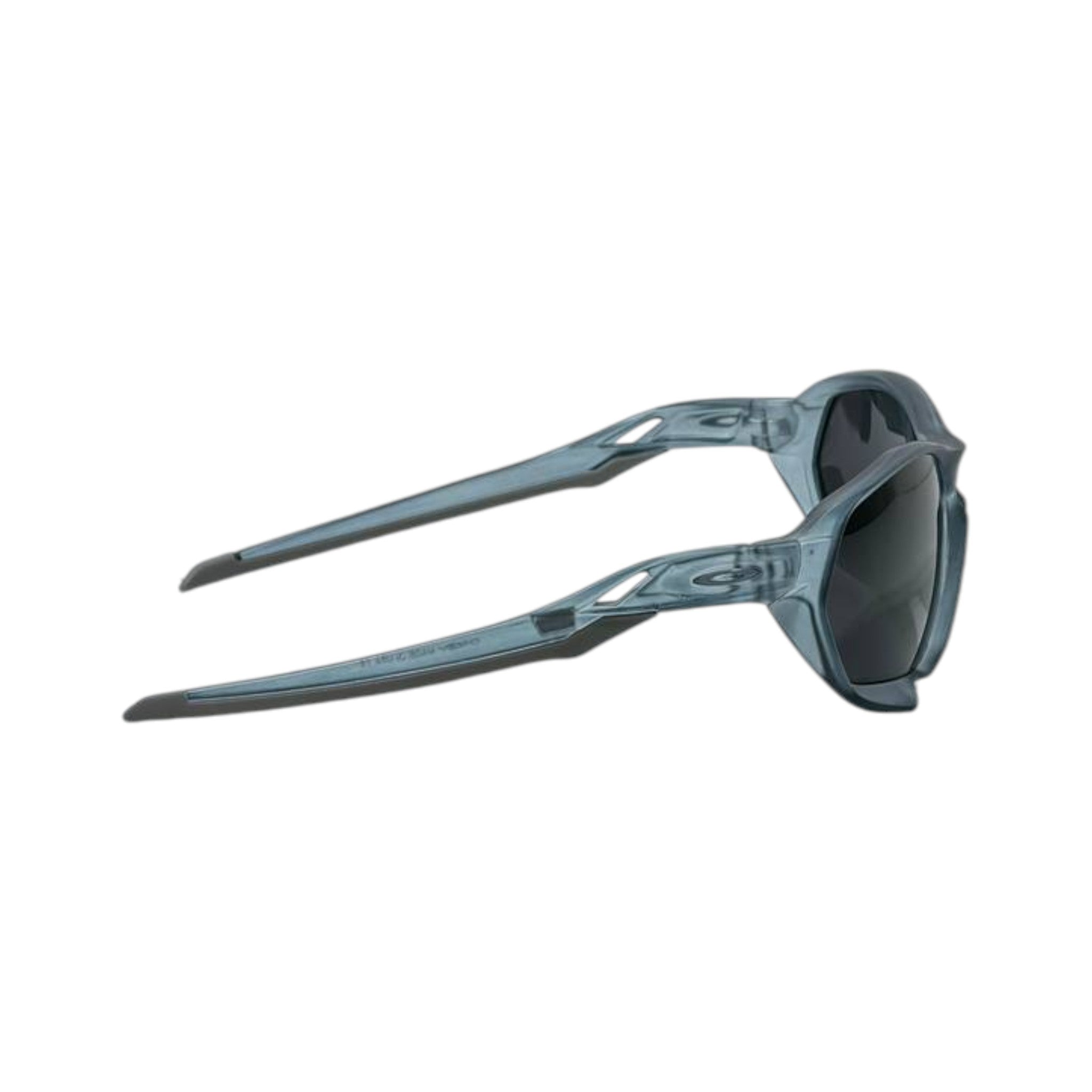 🕶️ Oakley Split Shot Crystal Ice Sunglasses – Arctic Grey Edition