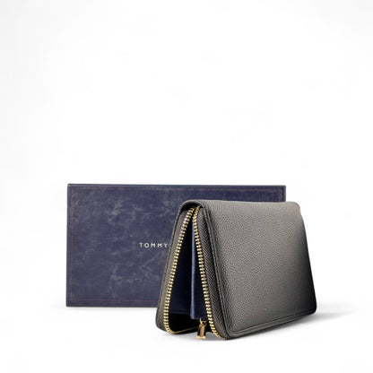 Tommy Hilfiger Black Leather Zip Wallet – Gold Logo Accent 💼✨