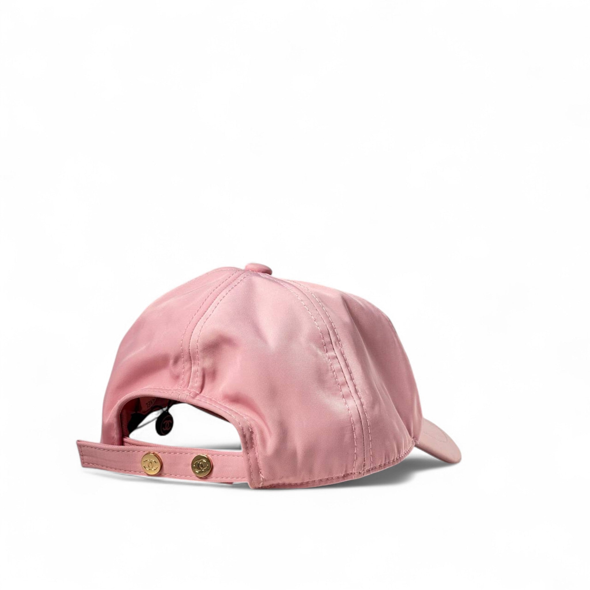 💗 Chanel-Inspired Pink Cap – Sweet Luxe with Iconic Elegance 🎀🖤