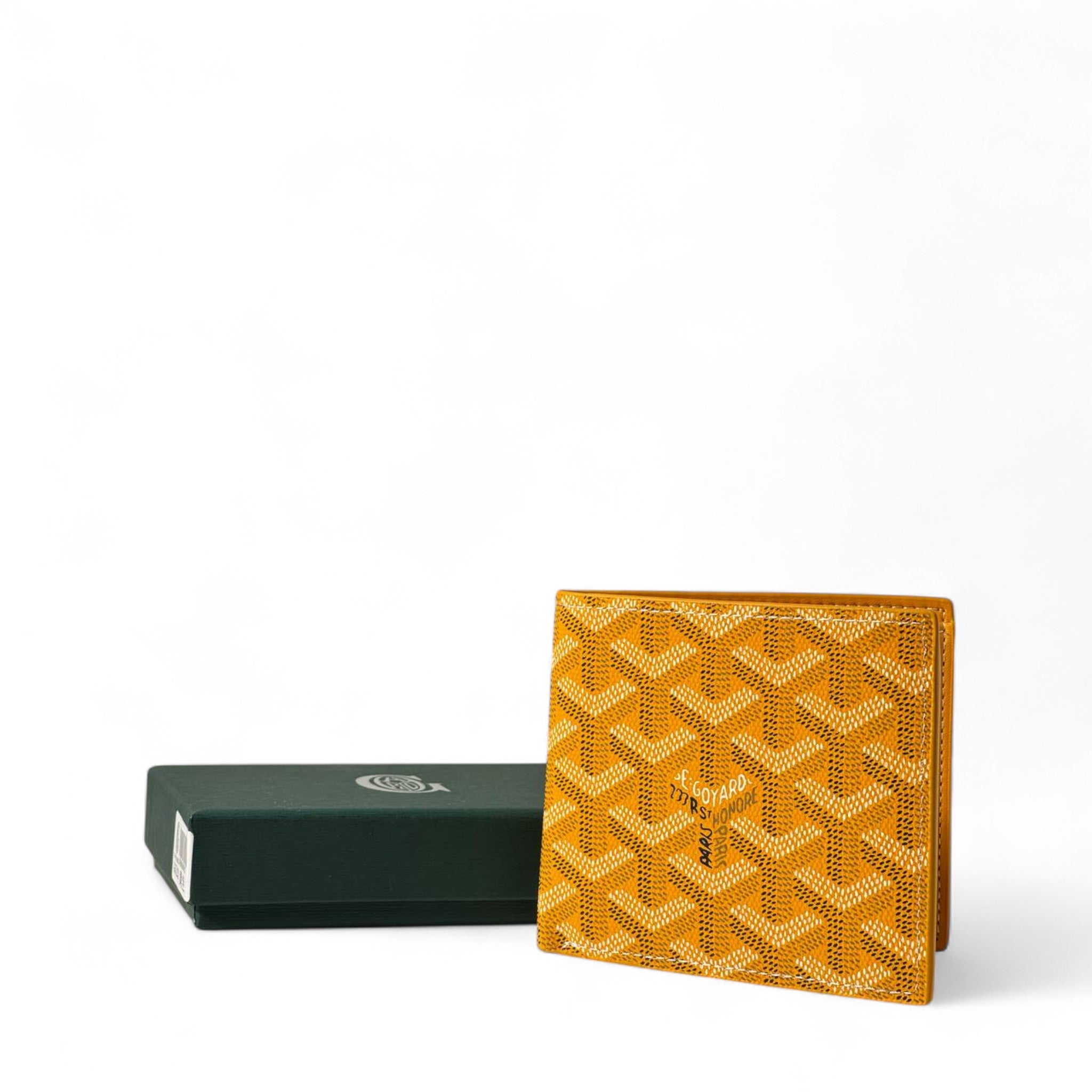 💛 Goyard Yellow Bifold Wallet – Bold Color, Iconic Elegance 💛