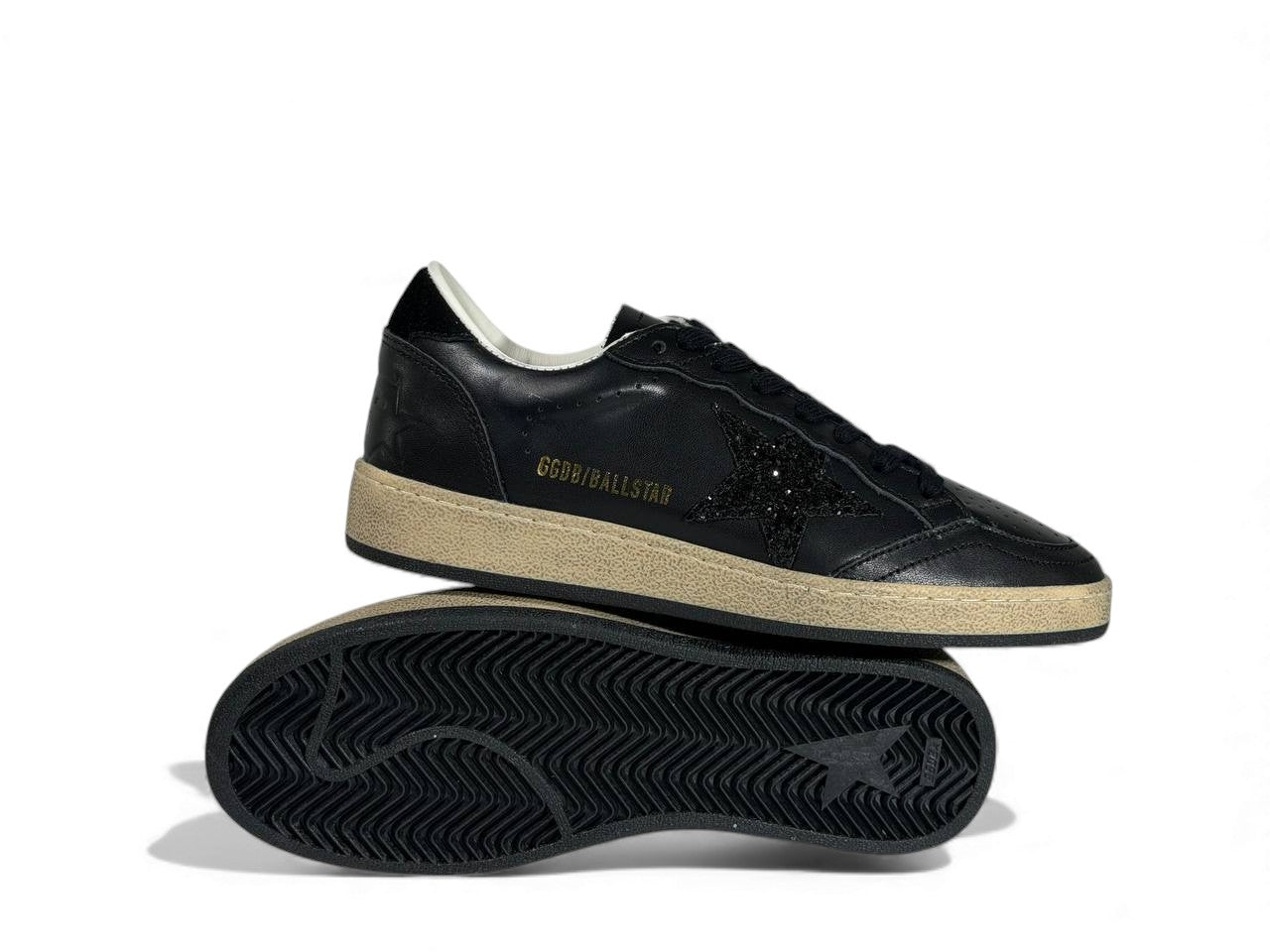 ✨ Golden Goose Black Leather Star Sneakers – Classic Distressed Edition ⭐🖤