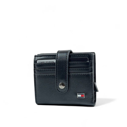 🖤 Tommy Hilfiger Black Leather Wallet – Strap Closure