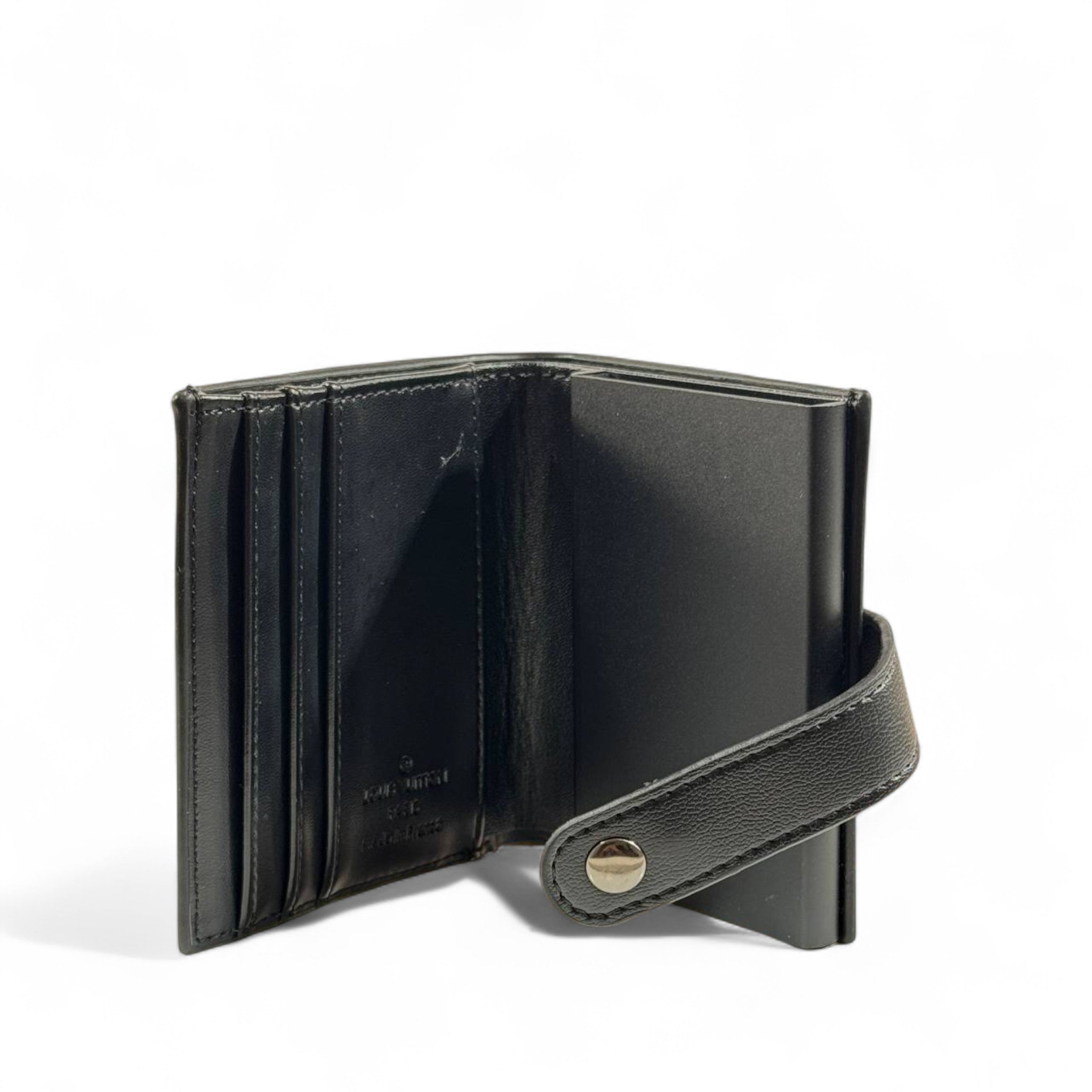 🖤 Louis Vuitton Black Leather Wallet – Strap Closure with LV Logo