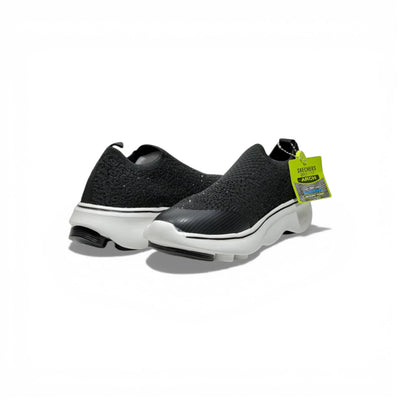 Skechers Slip-On Knit Sneakers – Black Lightweight Comfort Walking Shoes 👟🖤 | Breathable Casual Trainers