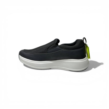 Skechers UltraLight Slip-On Sneakers – Black Casual Comfort Shoes 👟🖤 | Lightweight Everyday Walking Trainers
