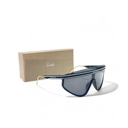 Christian Dior Futuristic Shield Sunglasses – Black & Gold Visionary Style 🖤👑