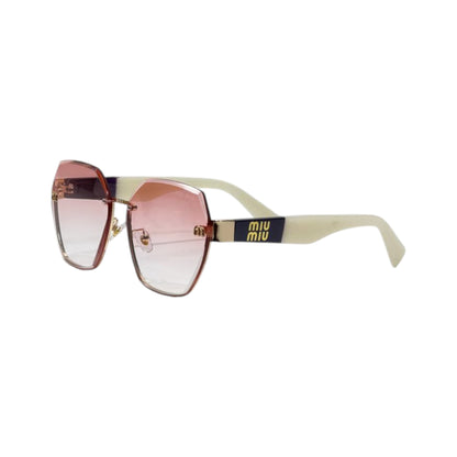 🕶️ Miu Miu Oversized Pink Gradient Sunglasses – Glamour in Every Detail ✨💖