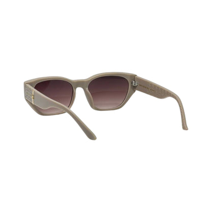 🕶️ Louis Vuitton Monogram Cat-Eye Sunglasses – Timeless Luxury & Sophistication 🤍
