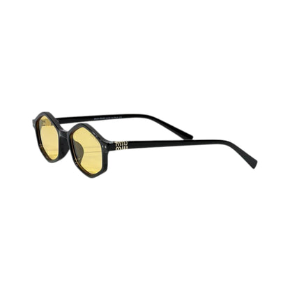 🕶️ Miu Miu Geometric Sunglasses – Contemporary Luxury with Golden Lenses ✨🖤