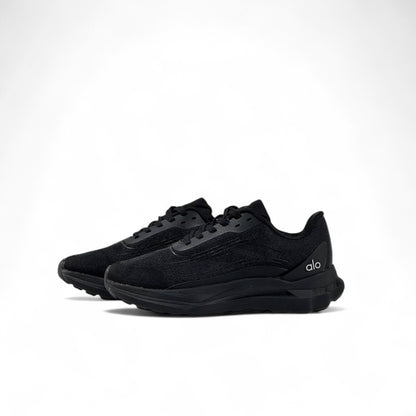 ⚫ Alo Black Runner Sneakers – Sleek Power, Endless Comfort ⚫