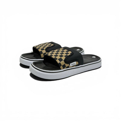 🏁 Vans Checkerboard Slides – Classic Streetwear Comfort Edition