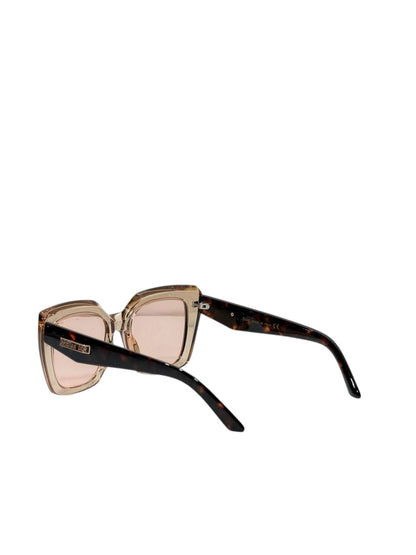 Dior Oversized Butterfly Sunglasses – Feminine Elegance & Luxury Glamour ✨🤍🤎
