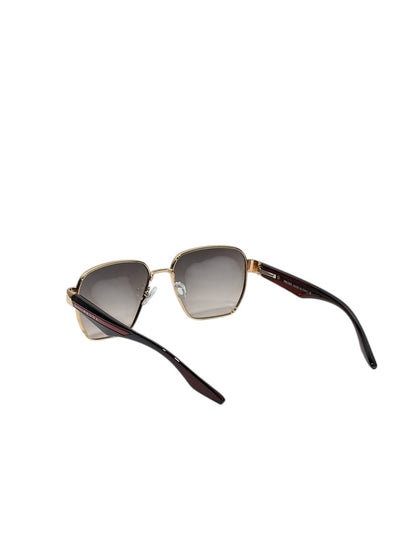 🕶️ Prada Geometric Sunglasses – Luxury Elegance with a Modern Touch ✨❤️