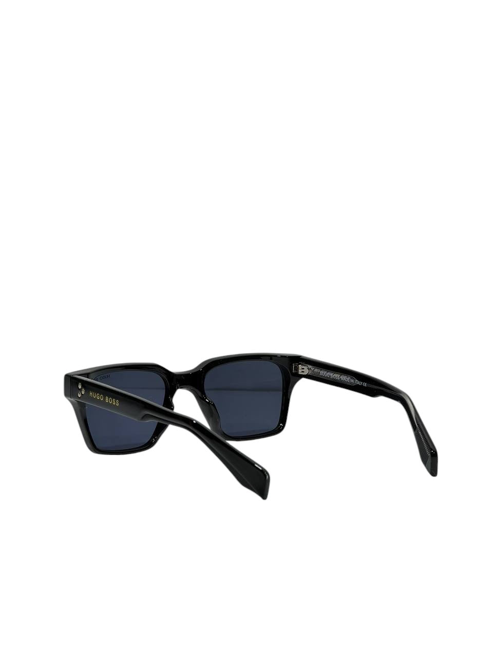 🕶️ Hugo Boss Square Sunglasses – Bold Sophistication & Modern Luxury ✨🖤