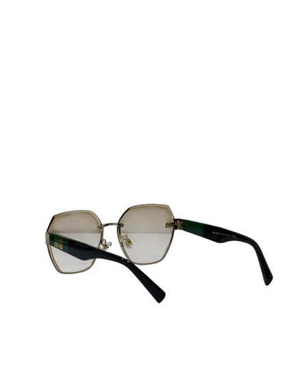 Miu Miu Geometric Rimless Sunglasses – Chic Elegance with a Modern Twist ✨💚