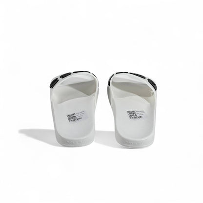 BOSS White Logo Slipper – Bold Minimalist Slides