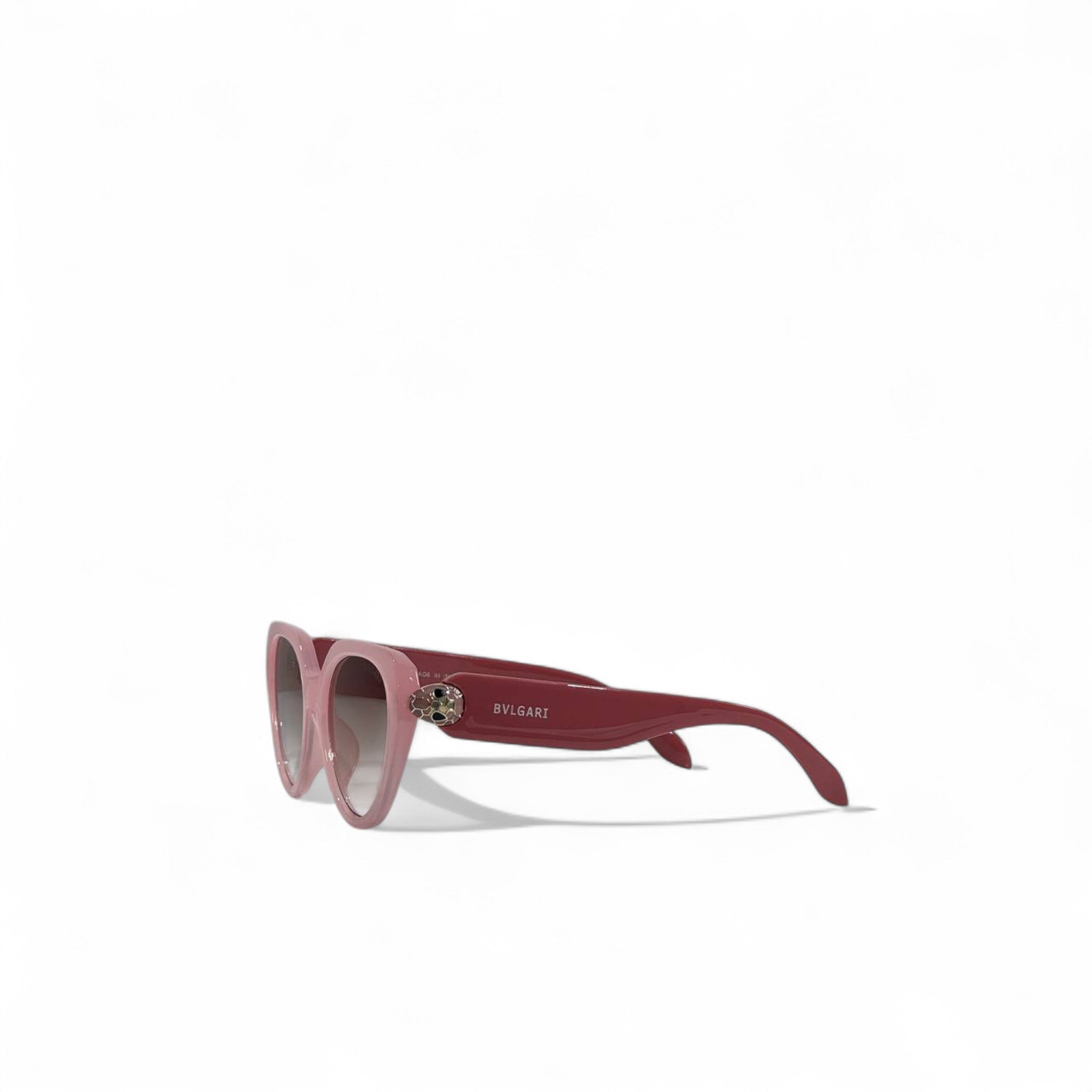 💖 Bvlgari Pink Cat-Eye Sunglasses – Gradient Luxury Elegance 🕶️✨