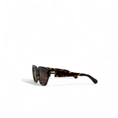 🕶️ Chloé Cat-Eye Tortoiseshell Sunglasses – Iconic Parisian Chic