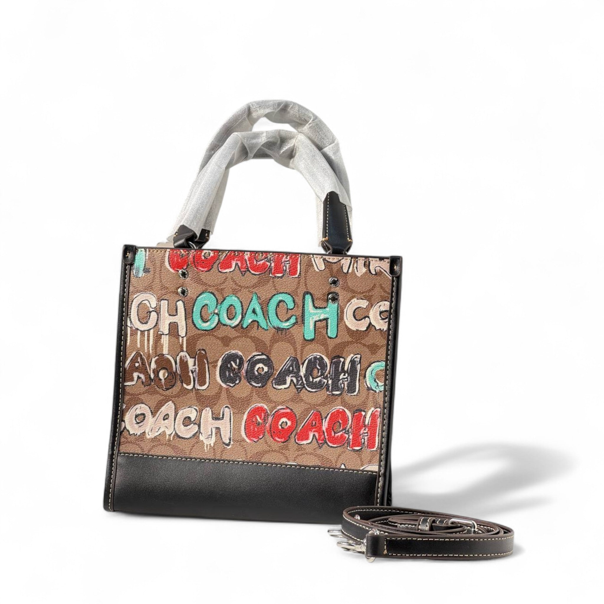 Coach Graffiti Signature Canvas Tote 🖌️👜 – Limited Edition Street Art Vibe