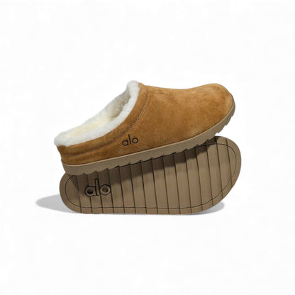 Alo Shearling Slip-On Clogs – Chestnut Everyday Comfort 🤎✨