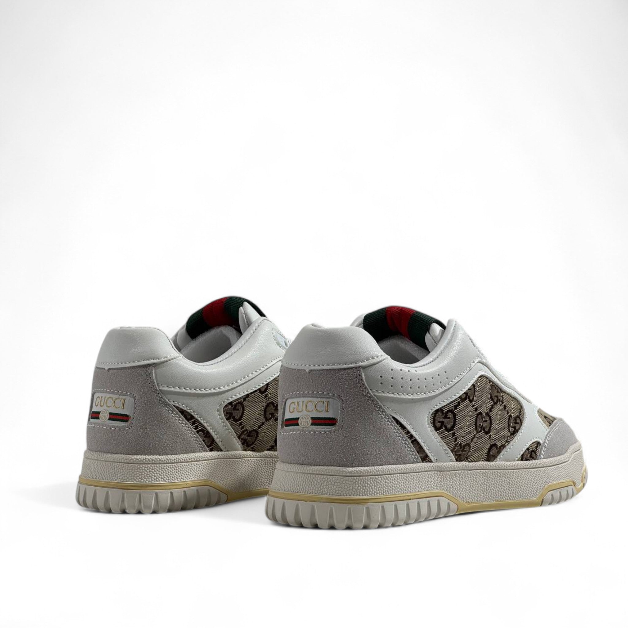 Gucci GG Supreme Retro Sneakers – White & Beige with Web Detail 🤍🟢🔴