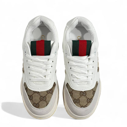 Gucci GG Supreme Retro Sneakers – White & Beige with Web Detail 🤍🟢🔴