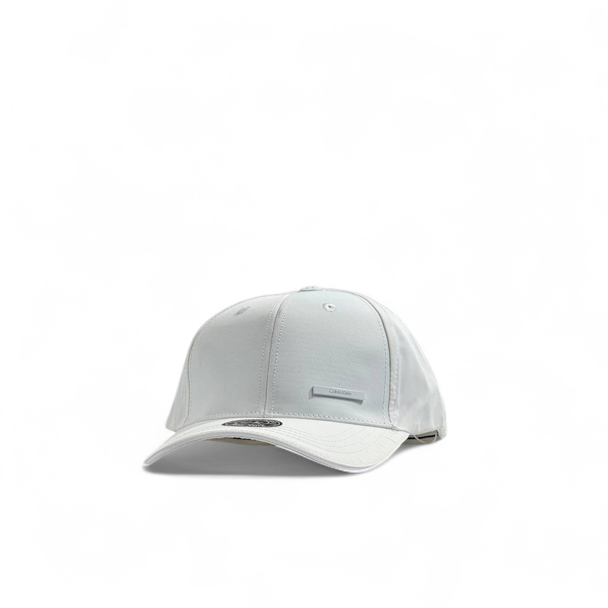 Calvin Klein White Minimal Logo Cap – Clean & Timeless Style 🧢✨