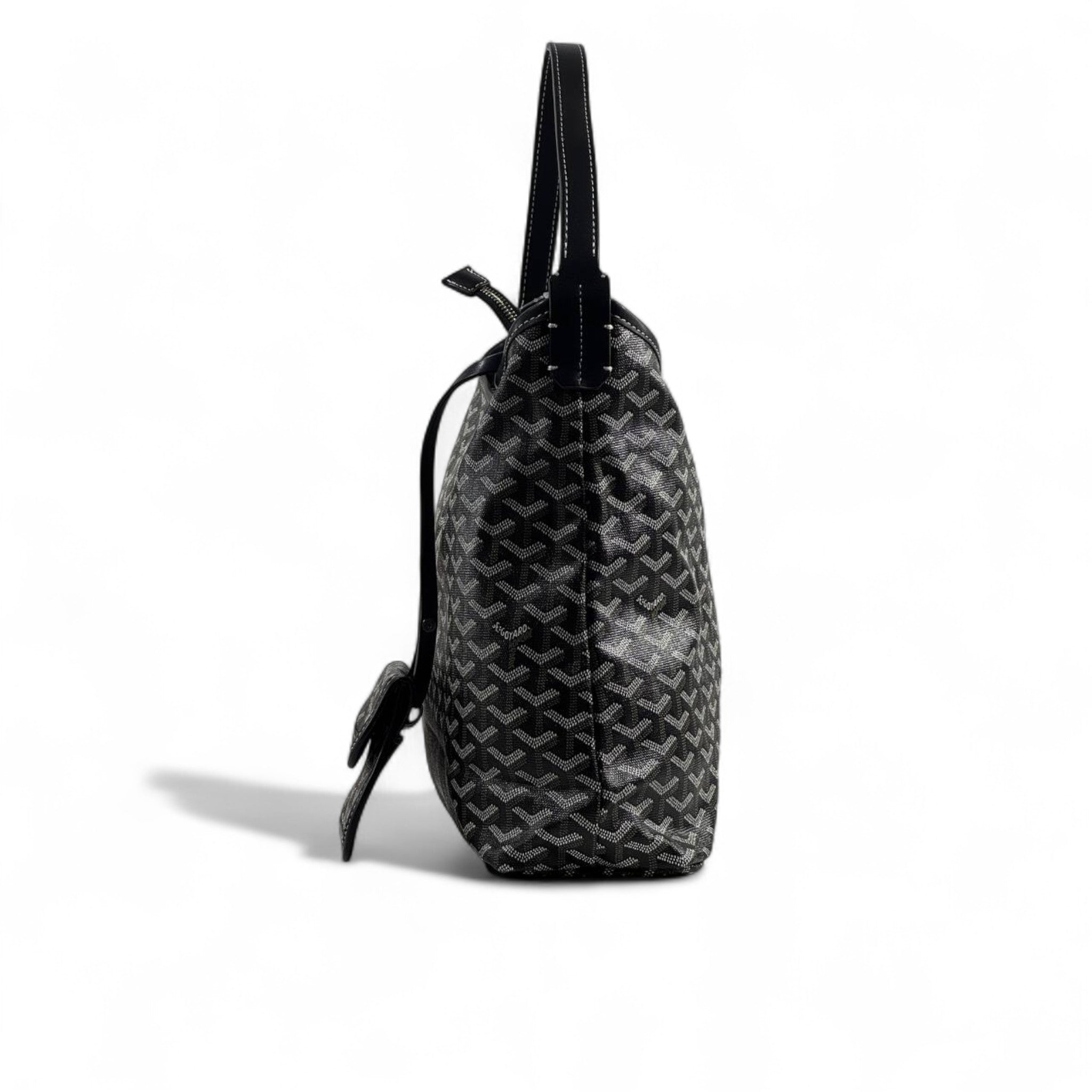 🖤 Goyard Black Shoulder Bag with Pouch – Iconic, Sleek & Timeless ✨