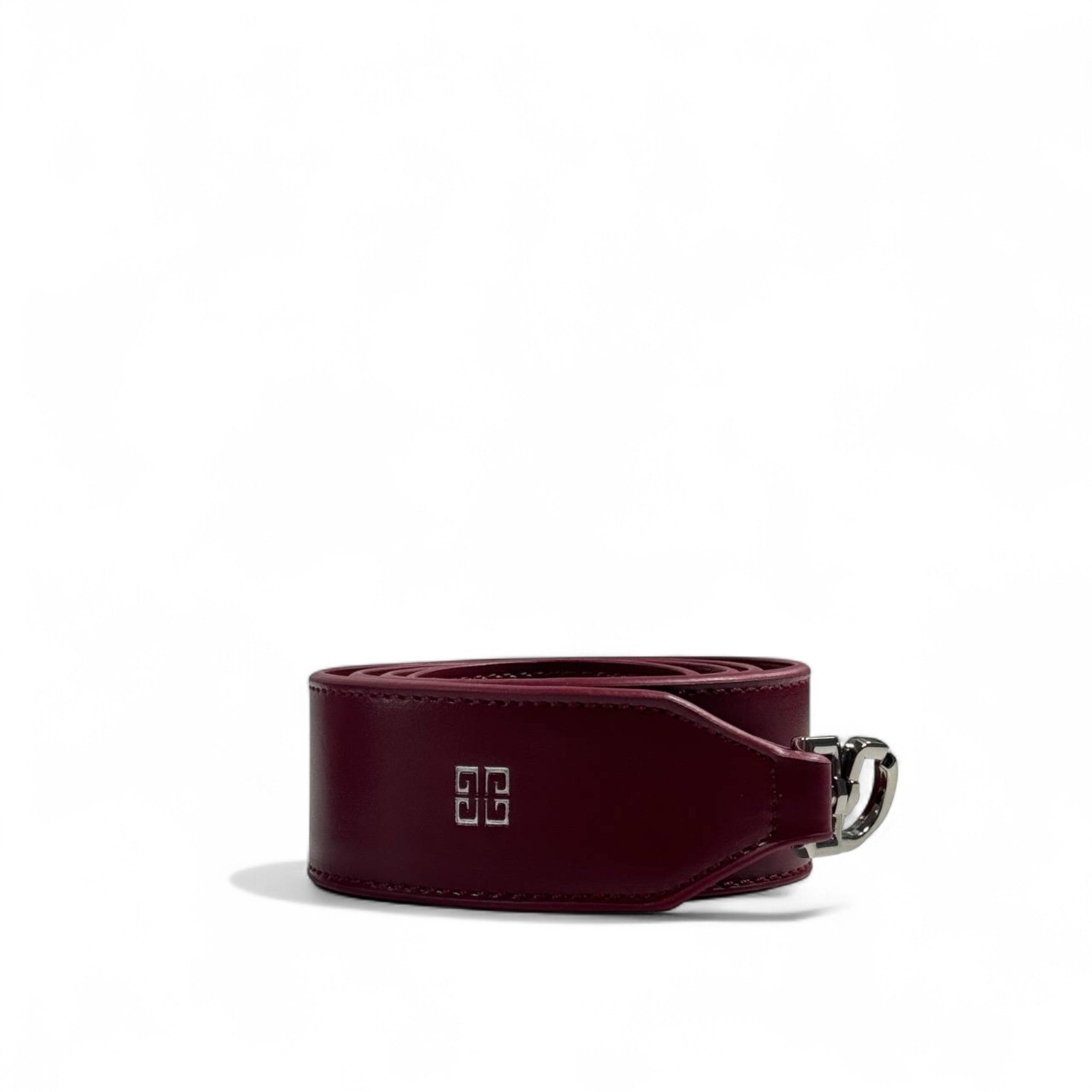 🍷 Givenchy Smooth Burgundy Leather Handbag – Refined, Elegant & Iconic ✨