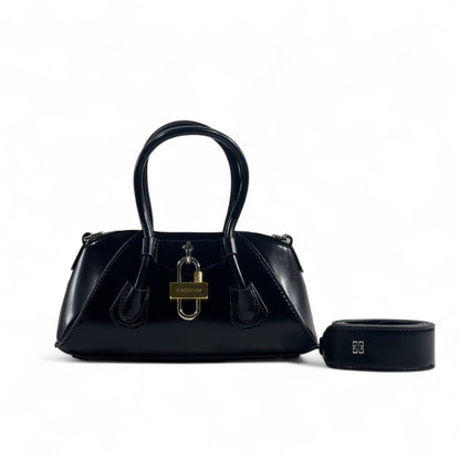 🖤 Givenchy Smooth Black Leather Handbag – Classic, Sleek & Iconic ✨
