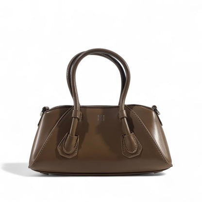 🤎 Givenchy Smooth Taupe Leather Handbag – Subtle, Elegant & Timeless ✨
