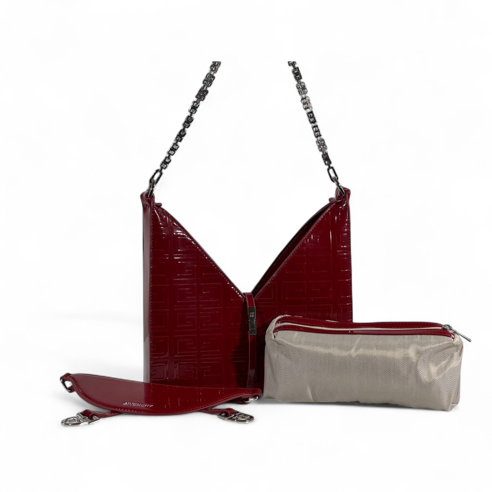 🍷 Givenchy Burgundy V-Cut Chain Shoulder Bag – Sleek, Modern & Couture ✨
