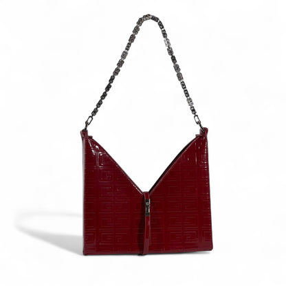🍷 Givenchy Burgundy V-Cut Chain Shoulder Bag – Sleek, Modern & Couture ✨